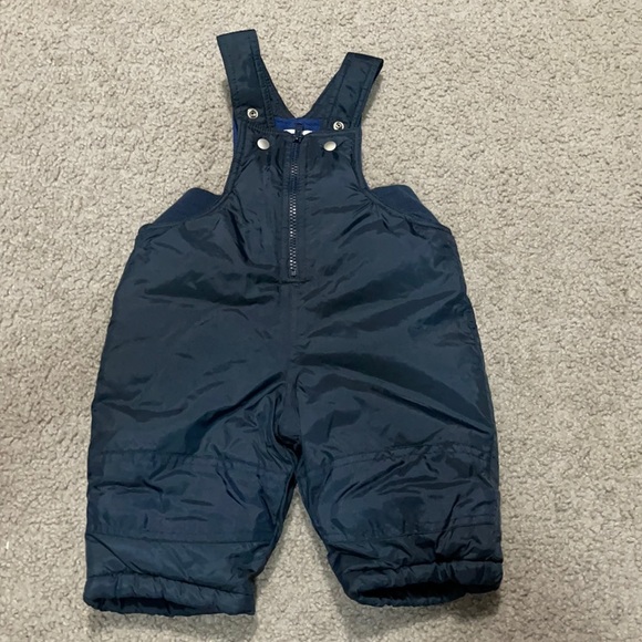 3/30 ❄️NWT Baby Gap snow pants 3-6 months ❄️ - Picture 3 of 8